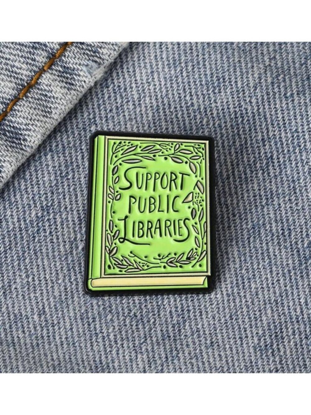 SUPPORT PUBLIC LIBRARIES Green Enamel Lapel Backpack Pin NEW